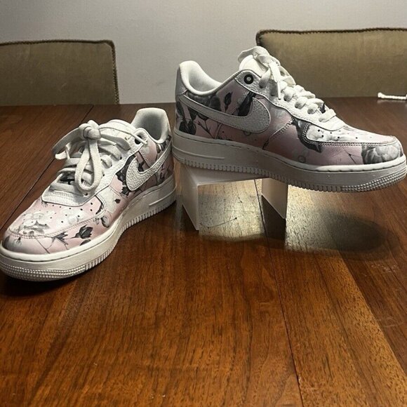 Nike Air Force 1 Low Floral Pink Grey Sneakers Women's Size 8 - Picture 2 of 10